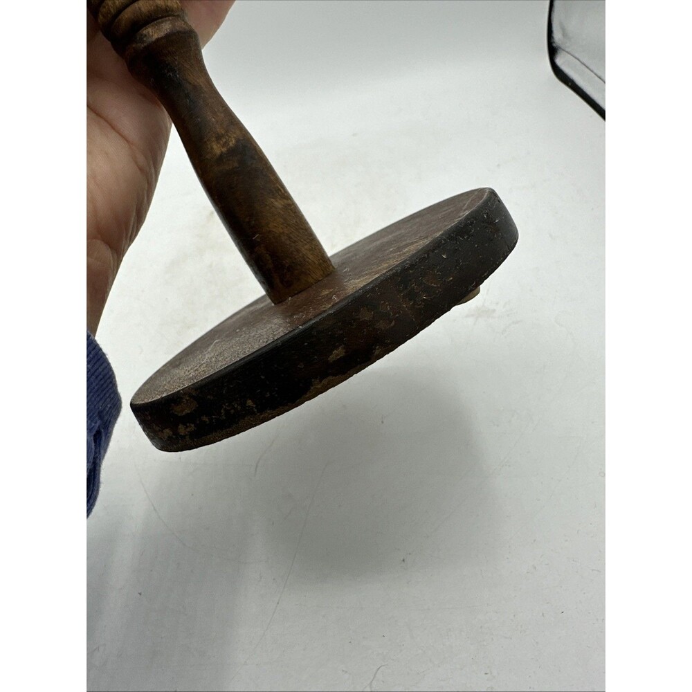 Vintage Wooden Mug Tree Holder Dark Wood 4 Pegs 11” - Picture 12 of 16